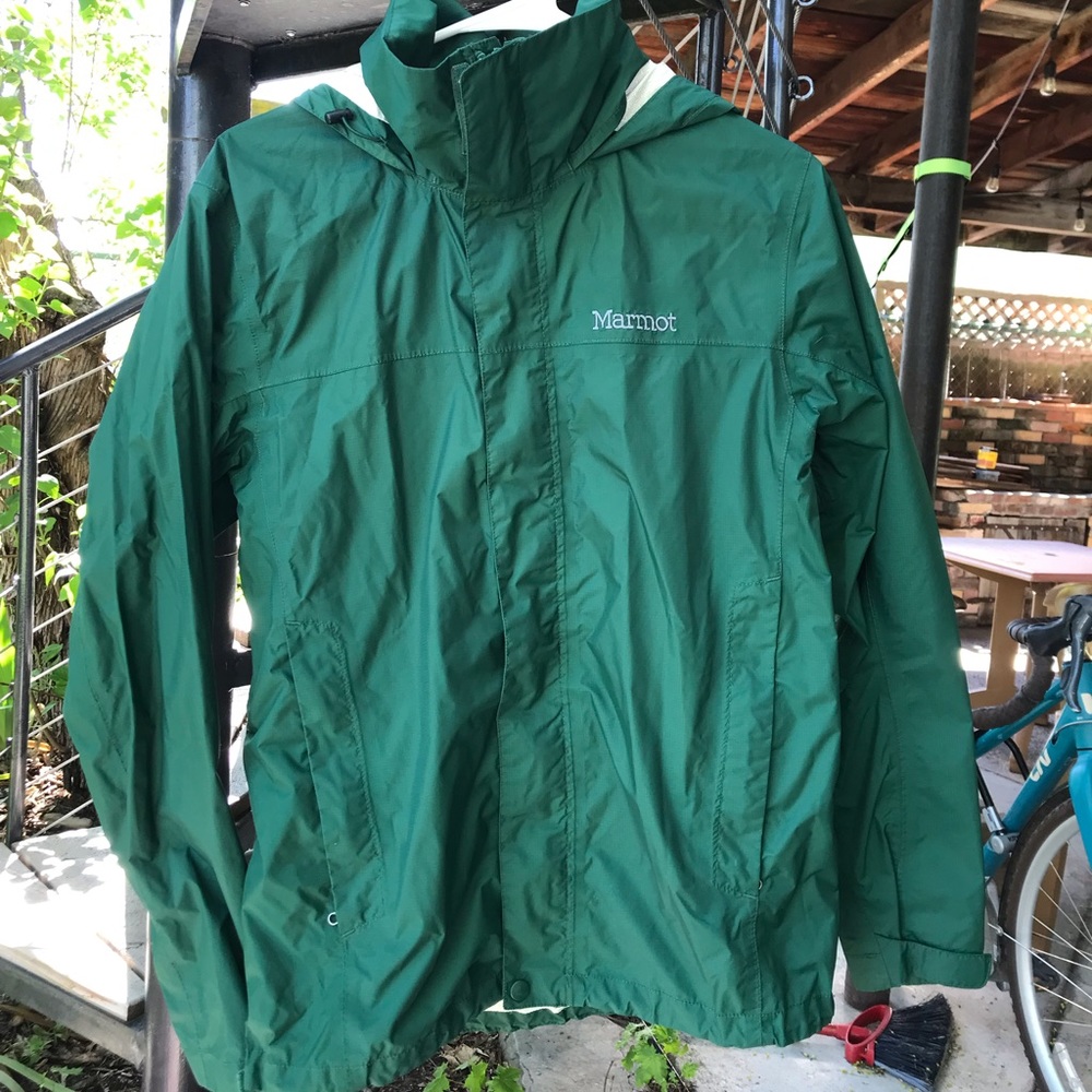 Marmot Mens Lightweight Rain Jacket Green Small